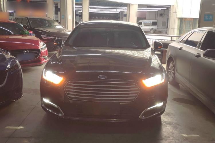 Used Ford Taurus 2015 EcoBoost 245 Luxury Model Front