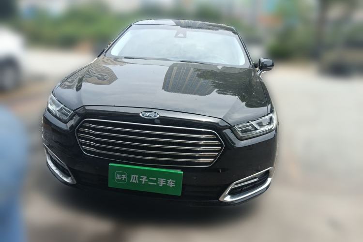 Used Ford Taurus 2015 EcoBoost 245 Luxury Model Front
