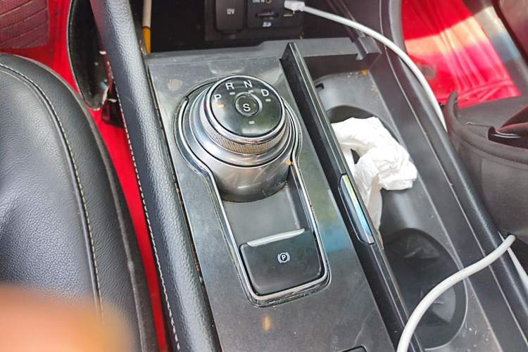 Used Ford Taurus 2015 EcoBoost 245 Luxury Model Gear Lever