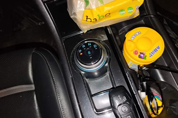 Used Ford Taurus 2015 EcoBoost 245 Luxury Model Gear Lever