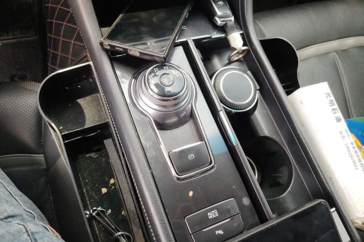 Used Ford Taurus 2015 EcoBoost 245 Luxury Model Gear Lever