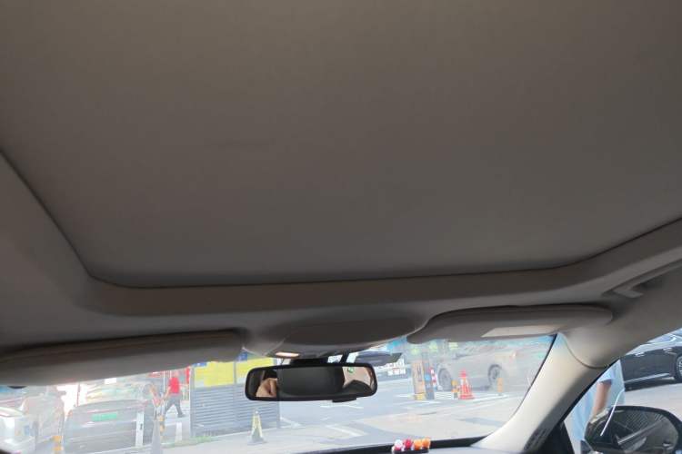 Used Ford Taurus 2015 EcoBoost 245 Ultimate Model Headliner