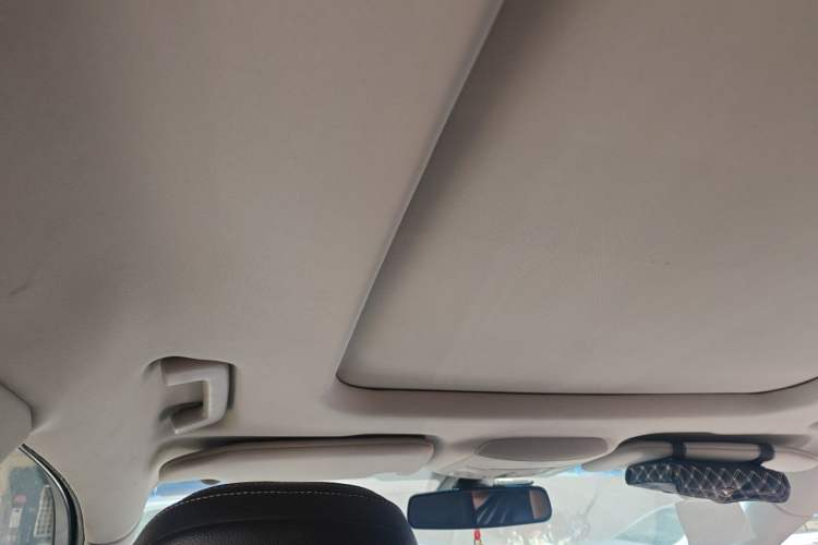 Used Ford Taurus 2015 EcoBoost 245 Fashion Edition Headliner