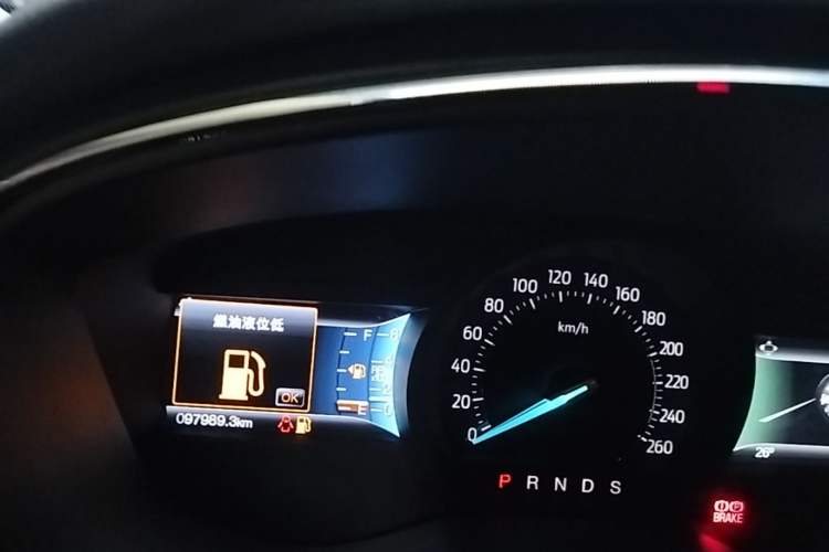 Used Ford Taurus 2015 EcoBoost 245 Fashion Edition Instrument Cluster