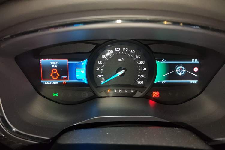 Used Ford Taurus 2015 EcoBoost 245 Luxury Model Instrument Cluster