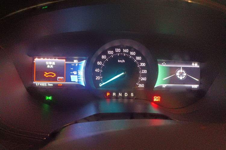 Used Ford Taurus 2015 EcoBoost 245 Luxury Model Instrument Cluster
