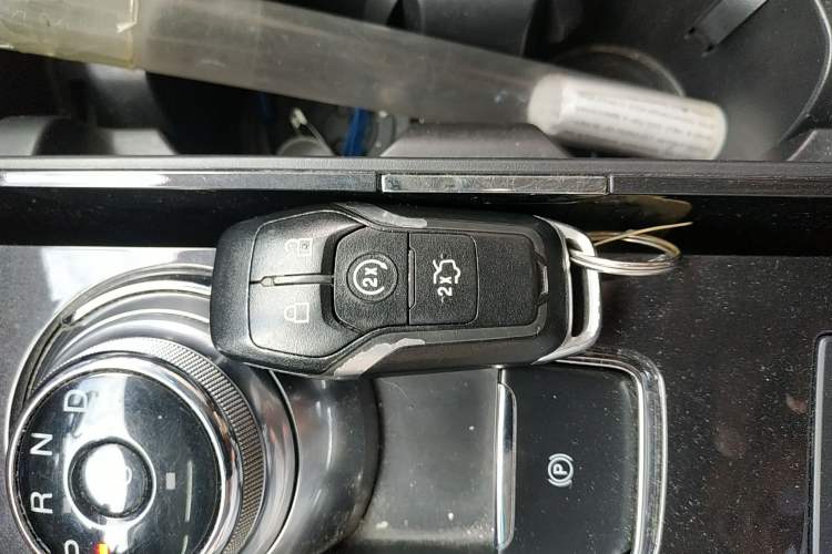 Used Ford Taurus 2015 EcoBoost 245 Luxury Model Interior 1