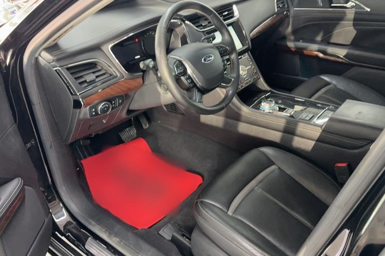 Used Ford Taurus 2015 EcoBoost 325 V6 Flagship Model Interior 1