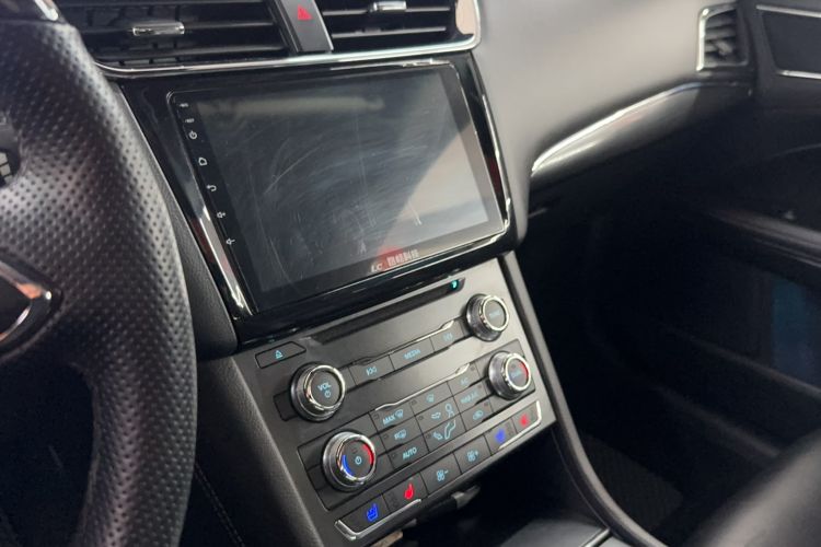 Used Ford Taurus 2015 EcoBoost 325 V6 Fashion Edition Interior 4