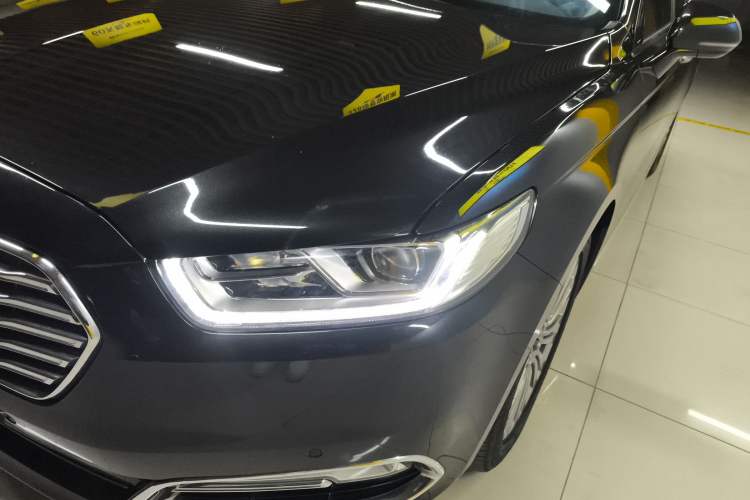 Used Ford Taurus 2015 EcoBoost 245 Luxury Model Left Front Headlight