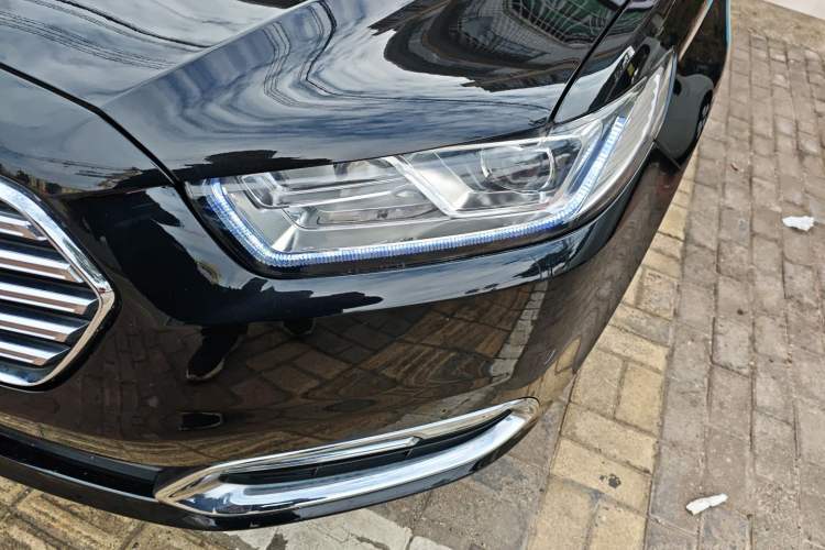 Used Ford Taurus 2015 EcoBoost 245 Fashion Edition Left Front Headlight