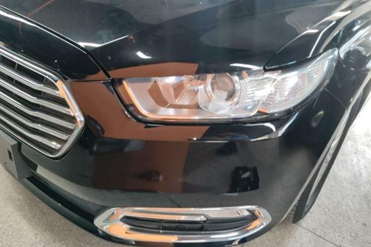 Used Ford Taurus 2015 EcoBoost 245 Fashion Edition Left Front Headlight