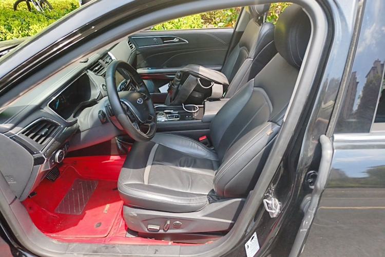 Used Ford Taurus 2015 EcoBoost 245 Luxury Model Left Front Seat