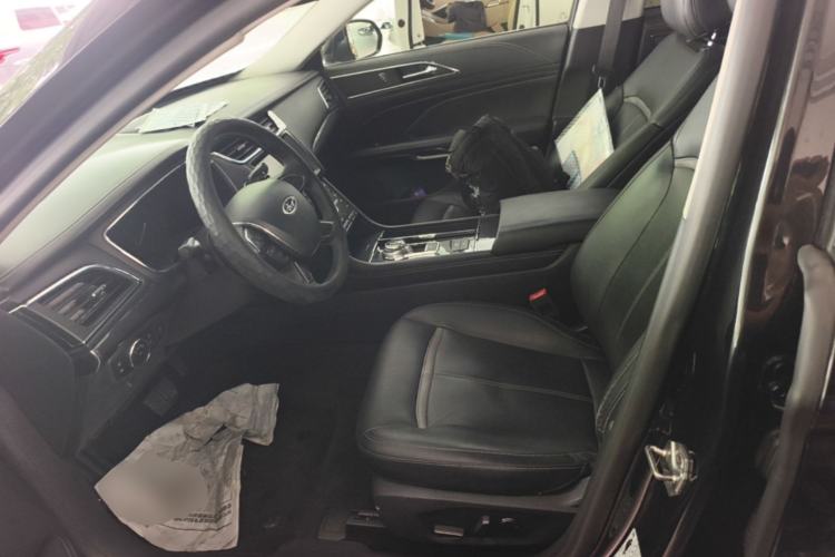 Used Ford Taurus 2015 EcoBoost 245 Luxury Model Left Front Seat