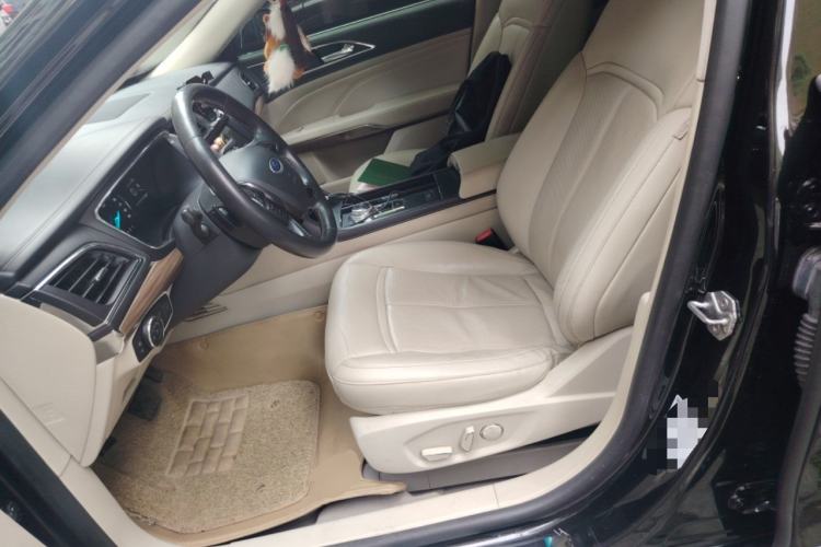 Used Ford Taurus 2015 EcoBoost 245 Fashion Edition Left Front Seat