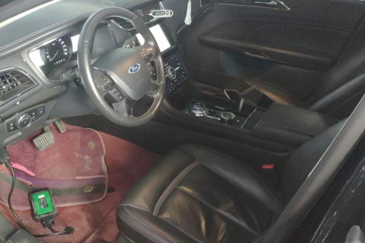 Used Ford Taurus 2015 EcoBoost 245 Luxury Model Left Front Seat