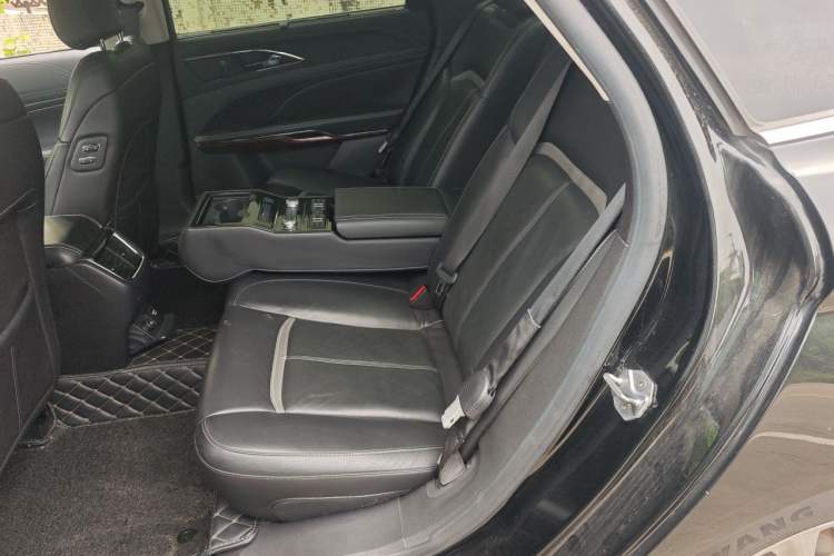 Used Ford Taurus 2015 EcoBoost 325 V6 Flagship Model Left Rear Seat