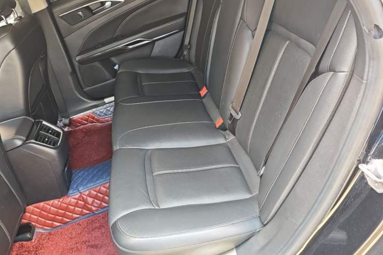 Used Ford Taurus 2015 EcoBoost 245 Fashion Edition Left Rear Seat