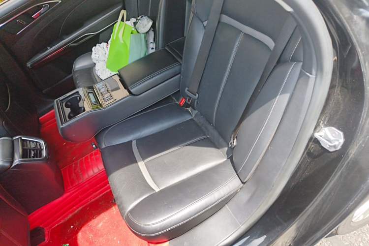 Used Ford Taurus 2015 EcoBoost 245 Luxury Model Left Rear Seat