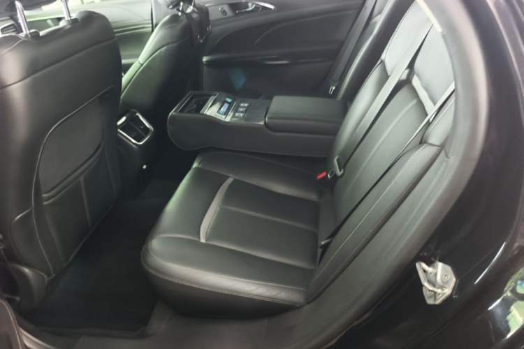 Used Ford Taurus 2015 EcoBoost 245 Luxury Model Left Rear Seat