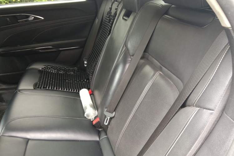 Used Ford Taurus 2015 EcoBoost 245 Fashion Edition Left Rear Seat