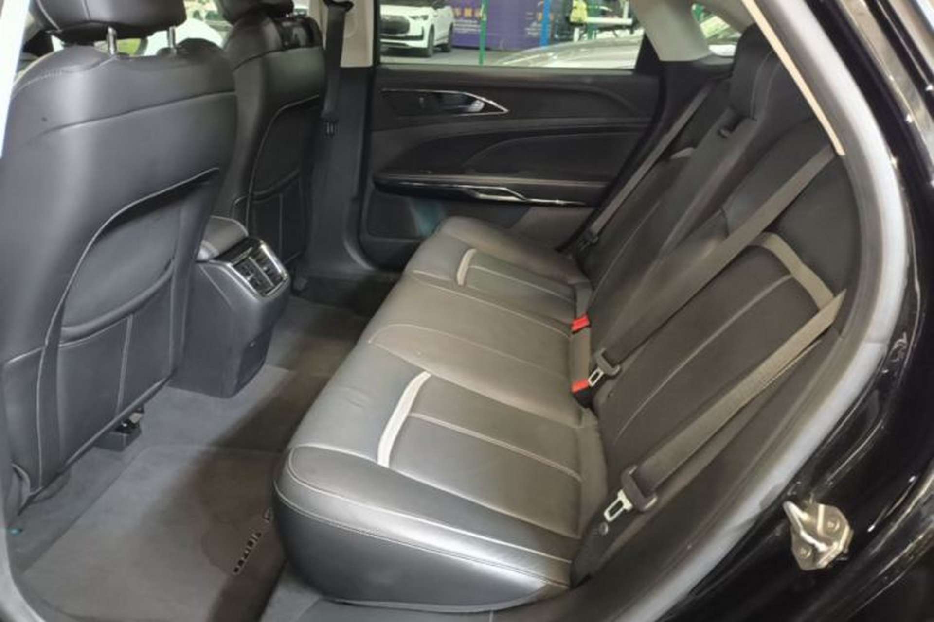 Used Ford Taurus 2015 EcoBoost 245 Luxury Model Left Rear Seat