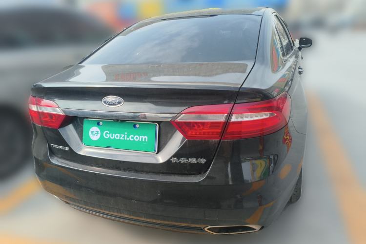 Used Ford Taurus 2015 EcoBoost 245 Fashion Edition Rear