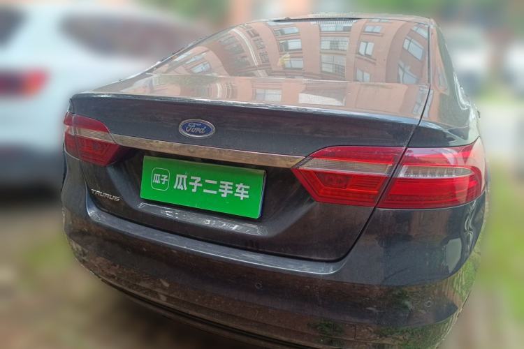 Used Ford Taurus 2015 EcoBoost 245 Fashion Edition Rear