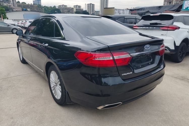 Used Ford Taurus 2015 EcoBoost 245 Fashion Edition Rear Left 45 Deg