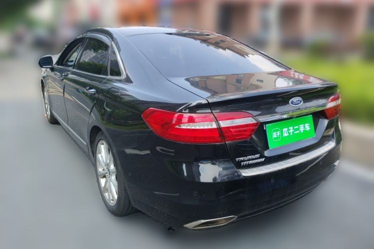 Used Ford Taurus 2015 EcoBoost 325 V6 Flagship Model Rear Left 45 Deg