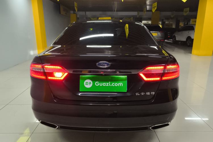 Used Ford Taurus 2015 EcoBoost 245 Luxury Model Rear