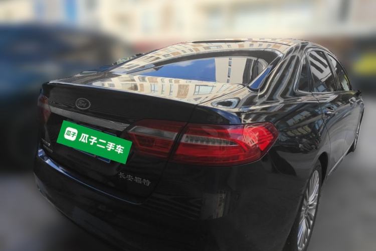 Used Ford Taurus 2015 EcoBoost 245 Ultimate Model Rear Right 45 Deg