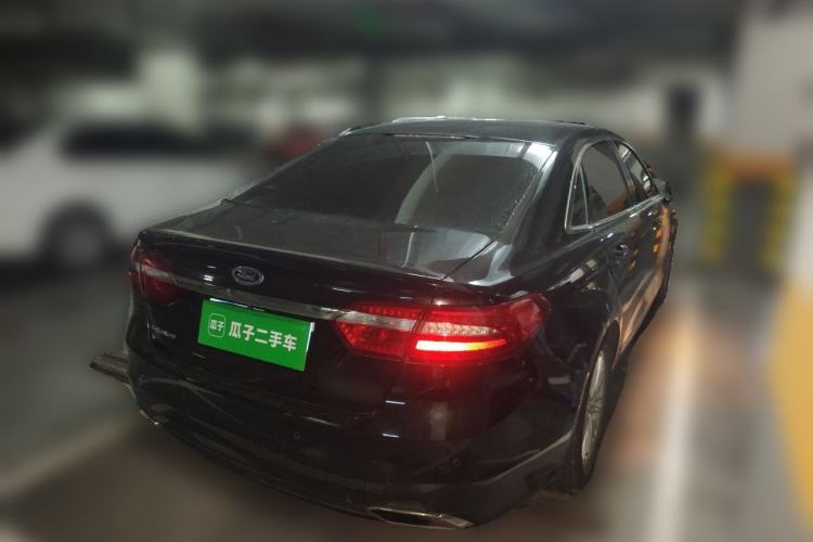 Used Ford Taurus 2015 EcoBoost 245 Fashion Edition Rear Right 45 Deg