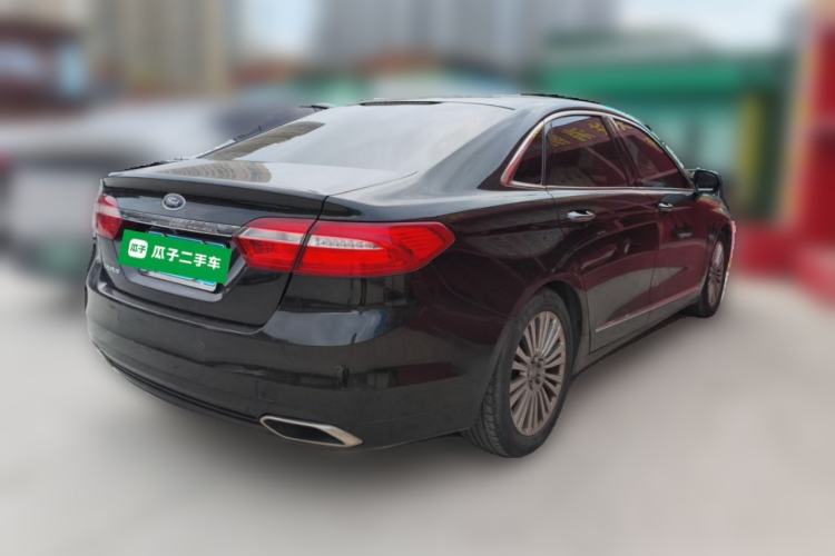 Used Ford Taurus 2015 EcoBoost 245 Luxury Model Rear Right 45 Deg