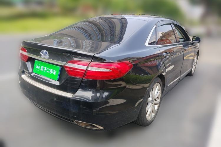 Used Ford Taurus 2015 EcoBoost 325 V6 Flagship Model Rear Right 45 Deg