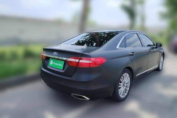 Used Ford Taurus 2015 EcoBoost 245 Luxury Model Rear Right 45 Deg