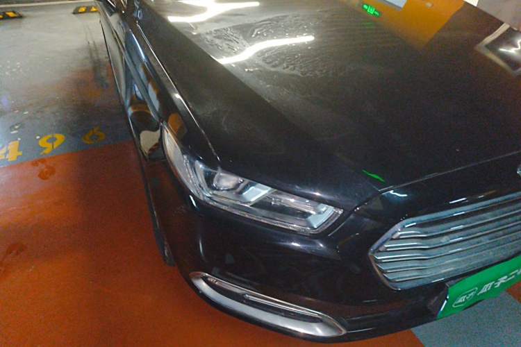 Used Ford Taurus 2015 EcoBoost 245 Luxury Model Right Front Headlight