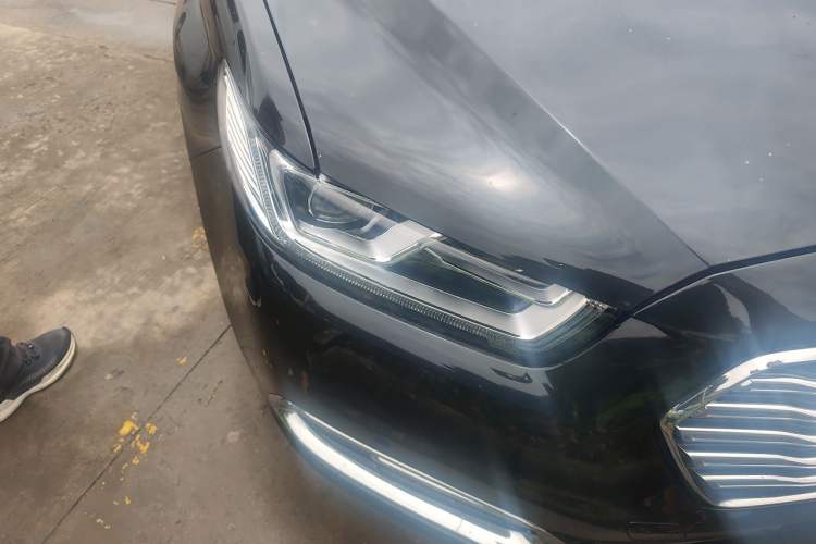 Used Ford Taurus 2015 EcoBoost 245 Luxury Model Right Front Headlight