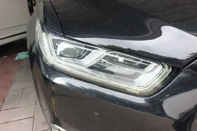 Used Ford Taurus 2015 EcoBoost 245 Luxury Model Right Front Headlight