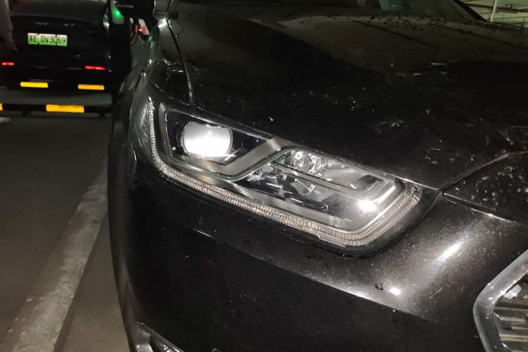 Used Ford Taurus 2015 EcoBoost 245 Luxury Model Right Front Headlight