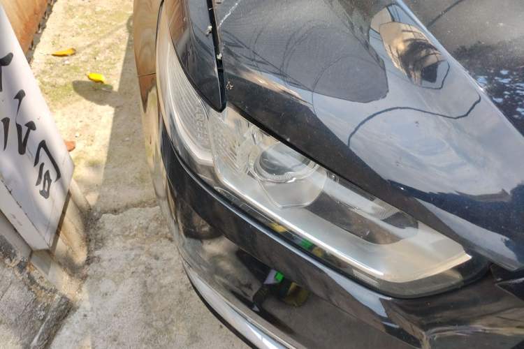 Used Ford Taurus 2015 EcoBoost 245 Fashion Edition Right Front Headlight