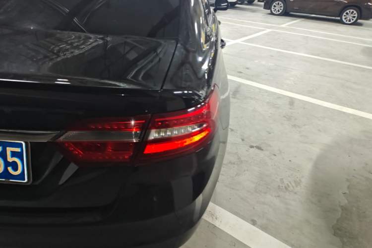 Used Ford Taurus 2015 EcoBoost 245 Fashion Edition Right Rear Taillight