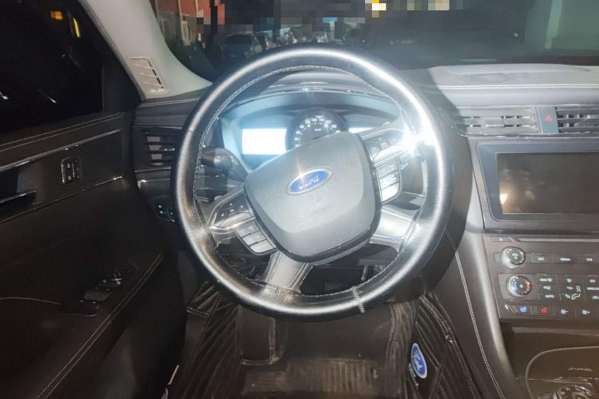 Used Ford Taurus 2015 EcoBoost 245 Fashion Edition Steering Wheel