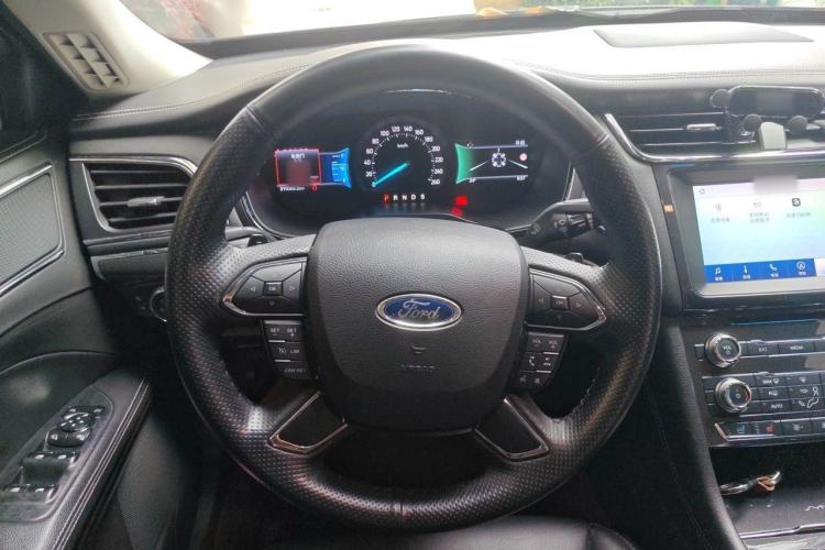 Used Ford Taurus 2015 EcoBoost 245 Fashion Edition Steering Wheel