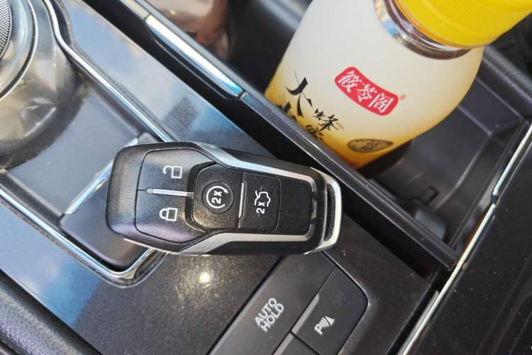Used Ford Taurus 2015 EcoBoost 245 Ultimate Model Vehicle Key