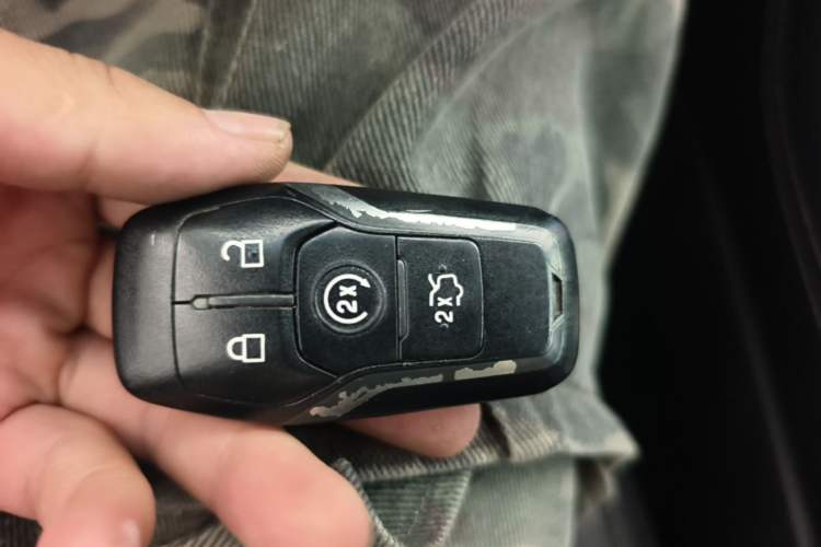 Used Ford Taurus 2015 EcoBoost 245 Luxury Model Vehicle Key