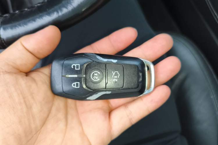 Used Ford Taurus 2015 EcoBoost 245 Luxury Model Vehicle Key