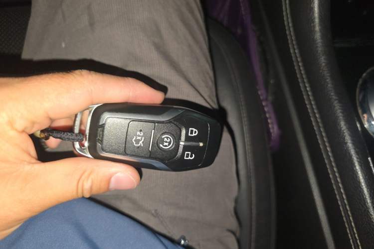Used Ford Taurus 2015 EcoBoost 245 Luxury Model Vehicle Key