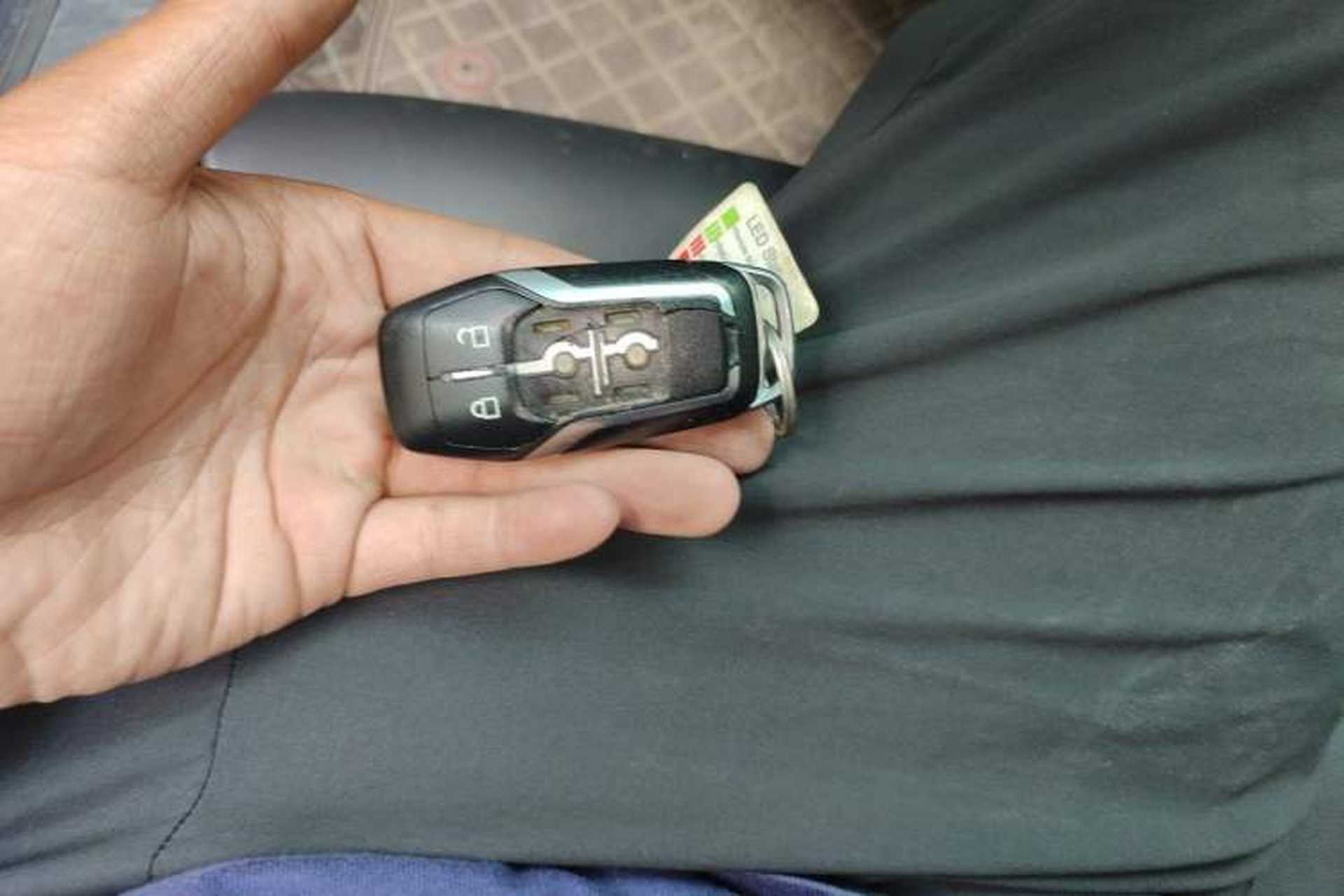 Used Ford Taurus 2015 EcoBoost 245 Fashion Edition Vehicle Key