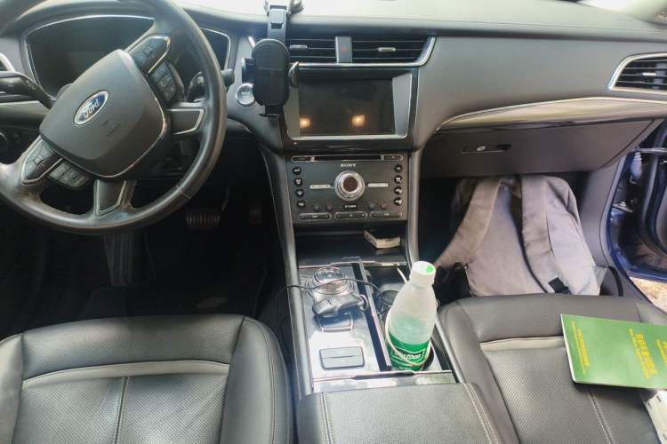 Used Ford Taurus 2015 EcoBoost 245 Luxury Model Audio And AC Panel